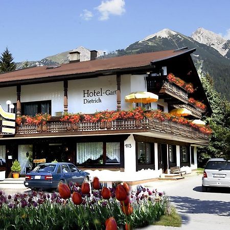 Hotel Garni Dietrich Seefeld in Tirol Luaran gambar
