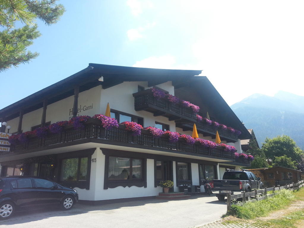 Hotel Garni Dietrich Seefeld in Tirol Luaran gambar