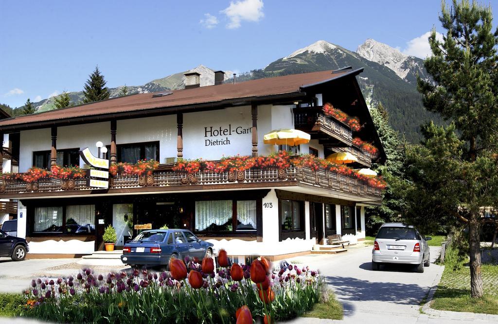 Hotel Garni Dietrich Seefeld in Tirol Luaran gambar